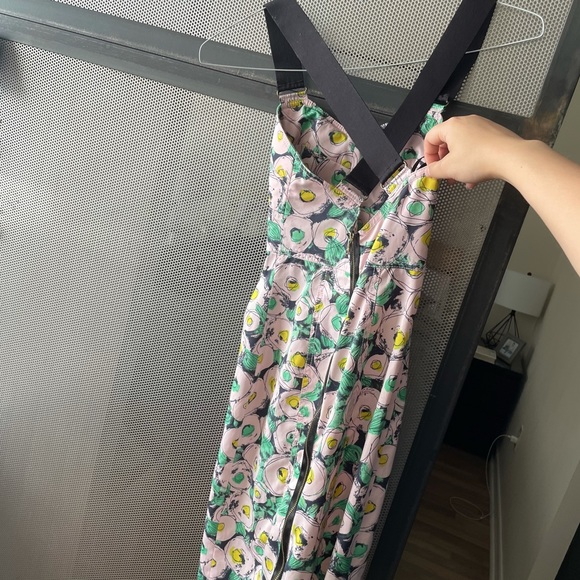 Designer pink floral dress - Picture 4 of 6